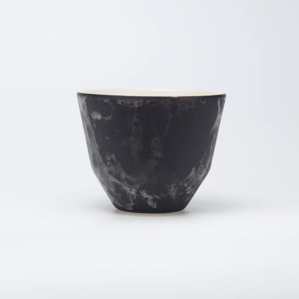 Porcelánový hrnek Moon