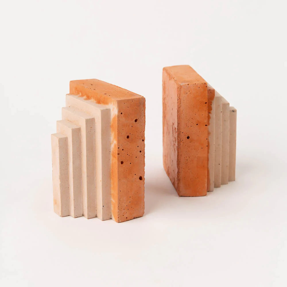 Betonové zarážky na knihy - Terracotta-Blush
