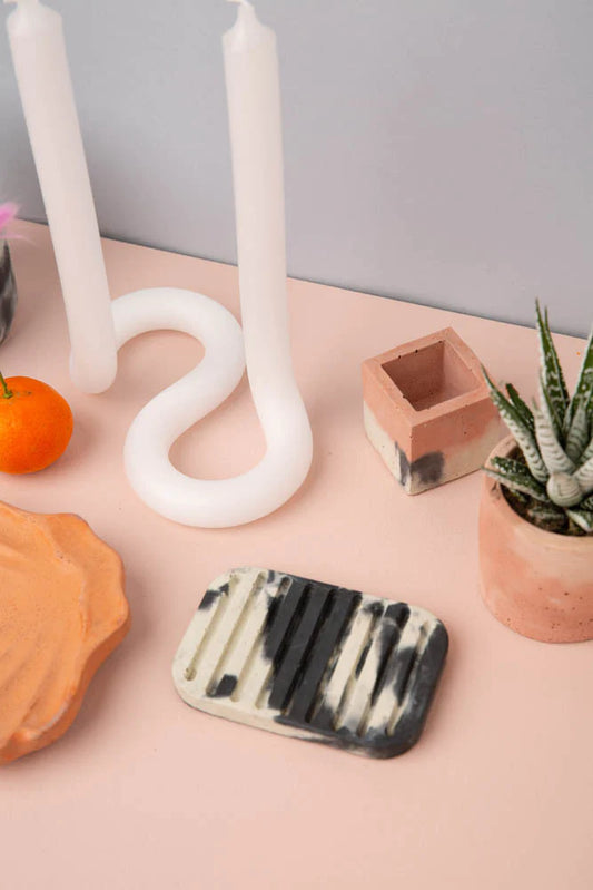 Betonová miska na mýdlo - Charcoal-White