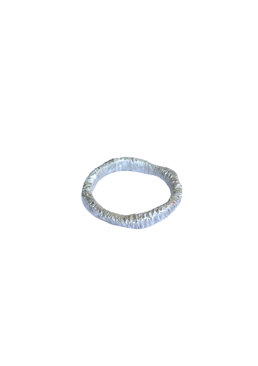 Sonnoa Stříbrný prsten #6 Textured Wavy Ring