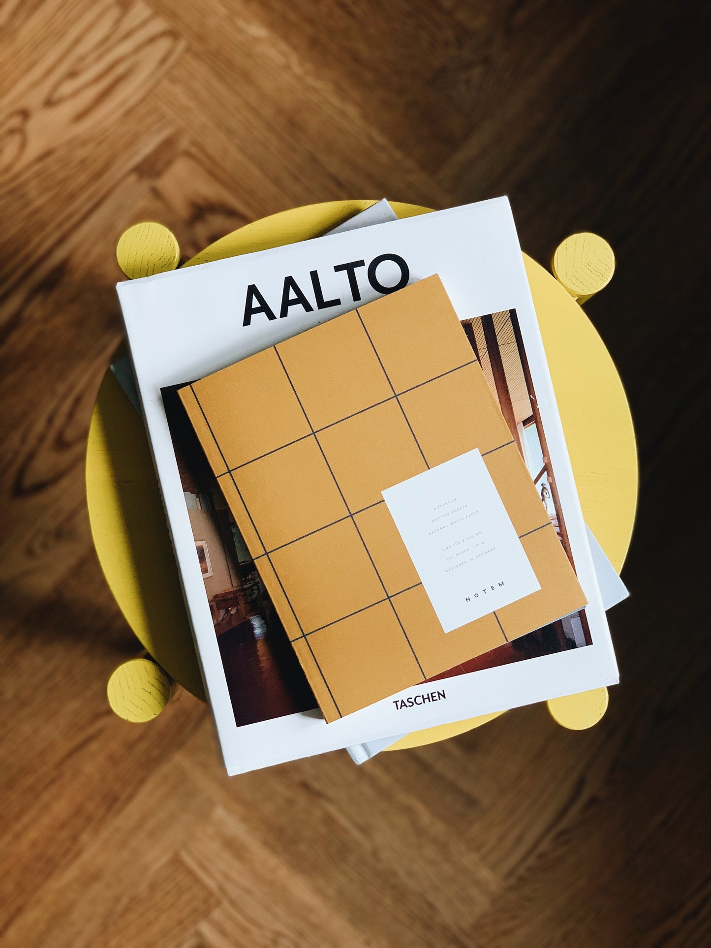 UMA Notebook - Medium