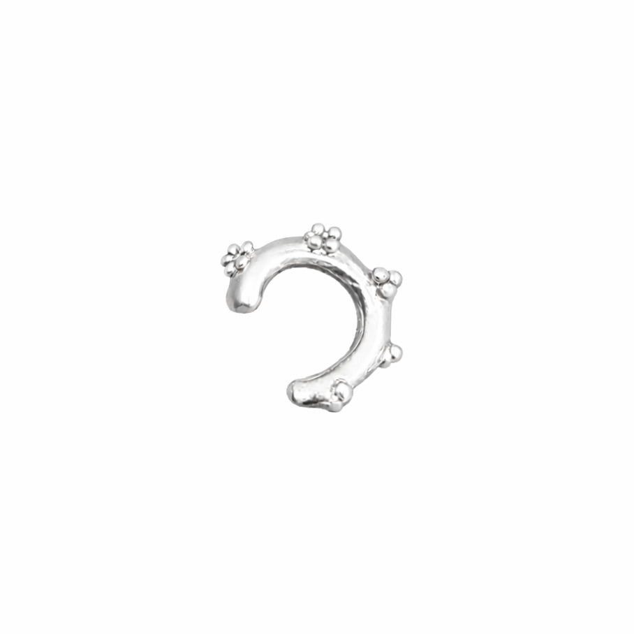 Stříbrný earcuff od Sonnoa